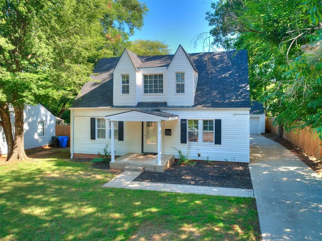 Photo 5 — 1017 Mcfarland Street, Norman, OK 73069