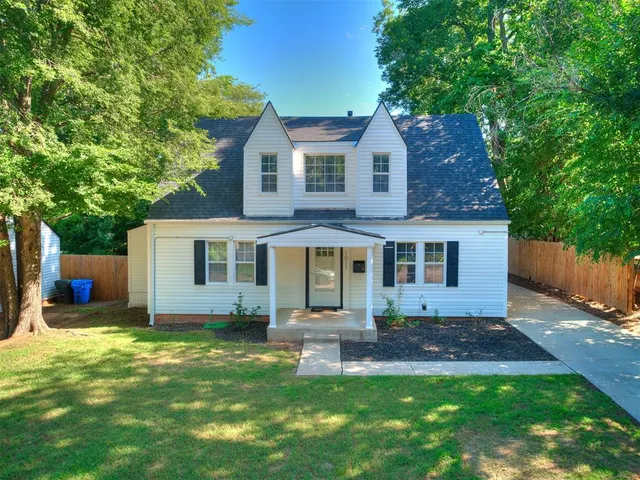 Photo 6 — 1017 Mcfarland Street, Norman, OK 73069