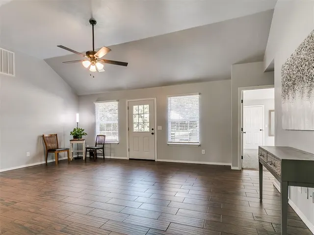 Photo 4 — 17205 Sycamore Lane, Newalla, OK 74857