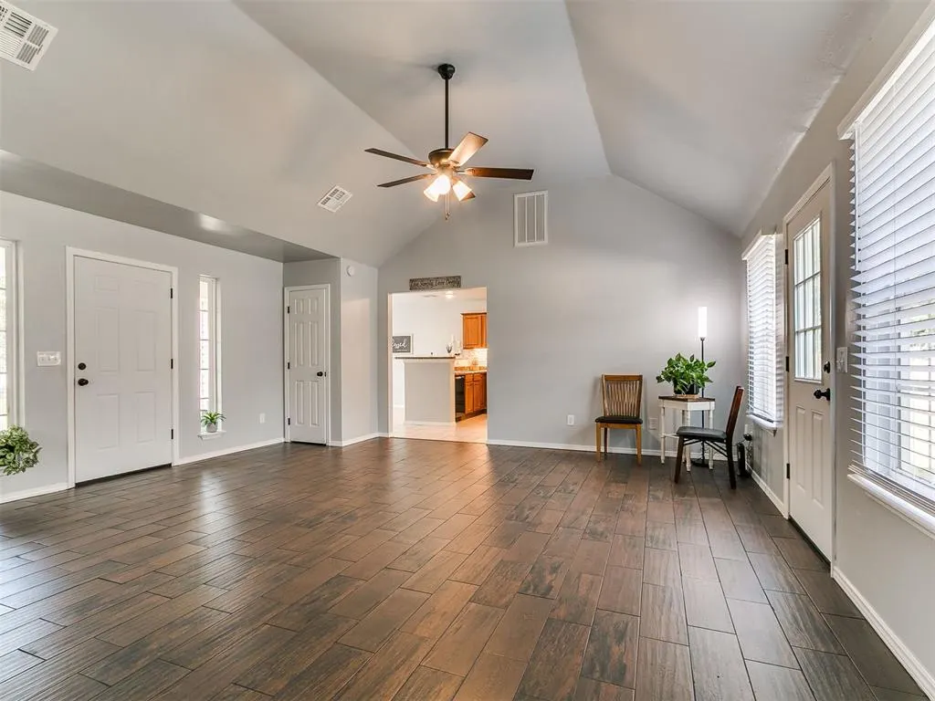 Photo 5 — 17205 Sycamore Lane, Newalla, OK 74857
