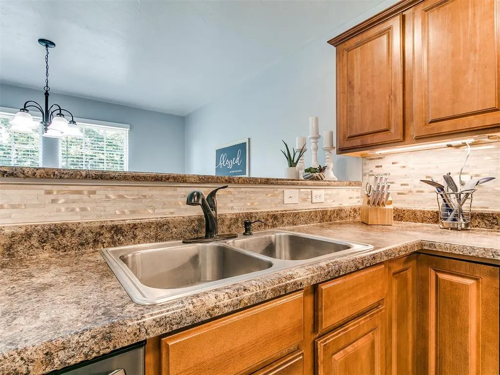 Photo 13 — 17205 Sycamore Lane, Newalla, OK 74857