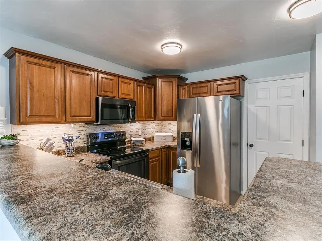 Photo 19 — 17205 Sycamore Lane, Newalla, OK 74857