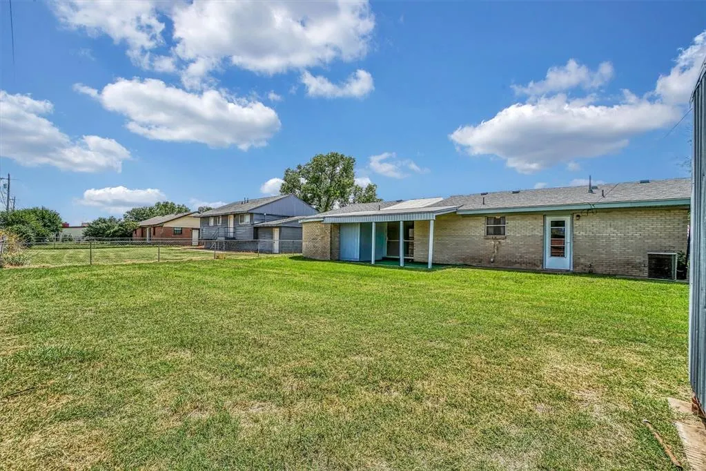 Photo 30 — 1412 Polk Street, Altus, OK 73521
