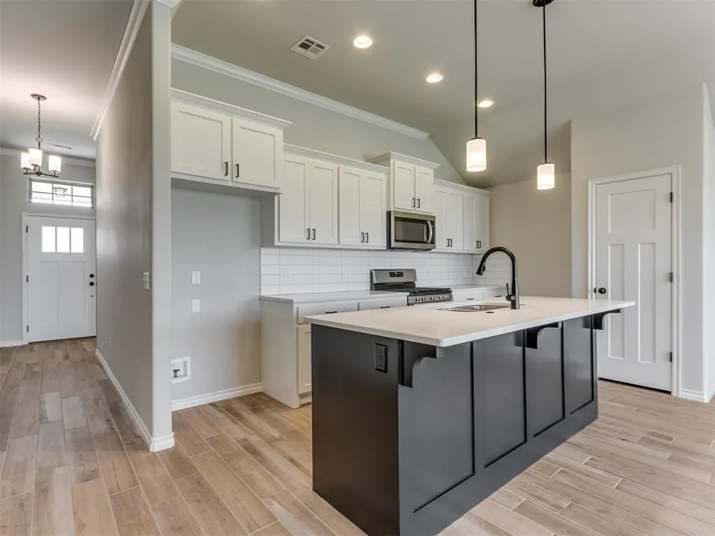 Photo 12 — 479 Cherrybark Drive, Washington, OK 73093