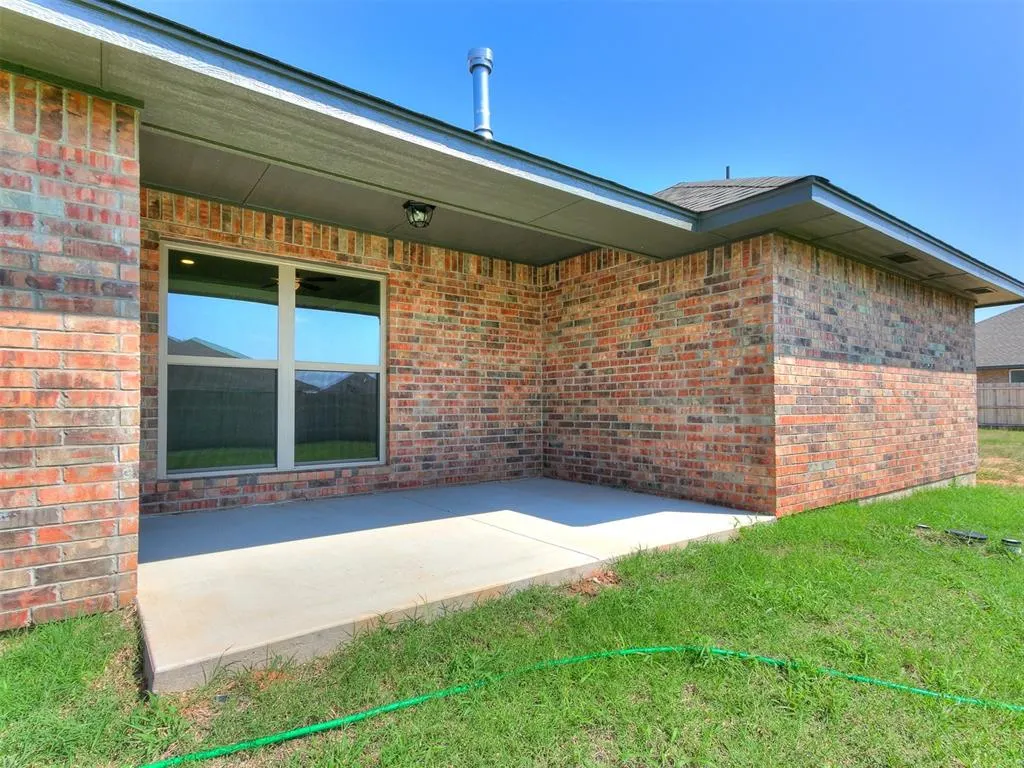Photo 23 — 561 Grand Sycamore Drive, Washington, OK 73093