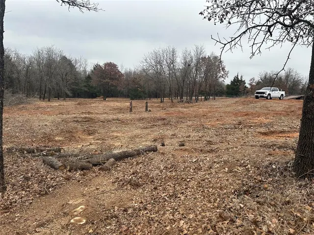 Photo 4 — 23216 Highland Lane, Blanchard, OK 73010
