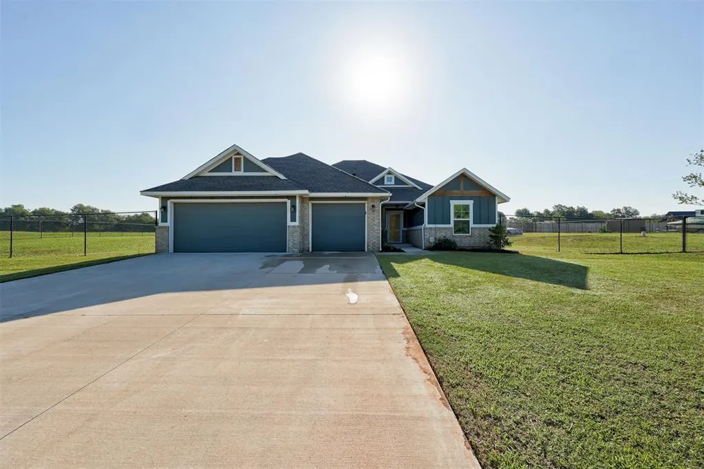 Photo 3 — 9175 Whitetail Trail, Noble, OK 73068