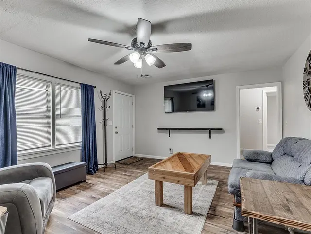 Photo 6 — 6810 NW 50th Street, Bethany, OK 73008