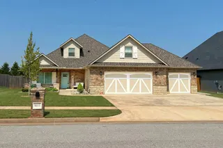 Sold home at 8913 NW 135th Place