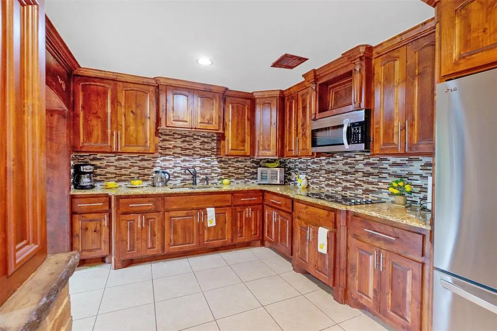Photo 18 — 1514 Eisenhower Road, Norman, OK 73069