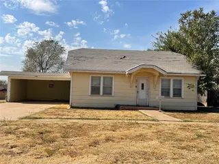 Sold home at 901 N Lee Street