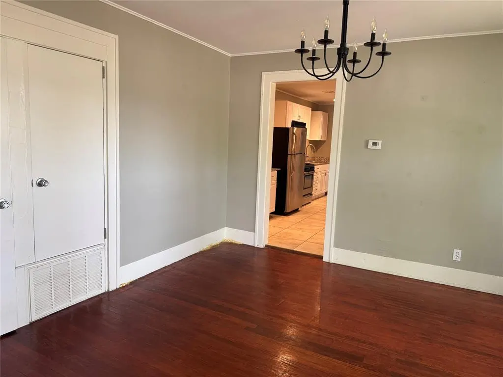 Photo 7 — 2700 N Robinson Avenue, Oklahoma City, OK 73103