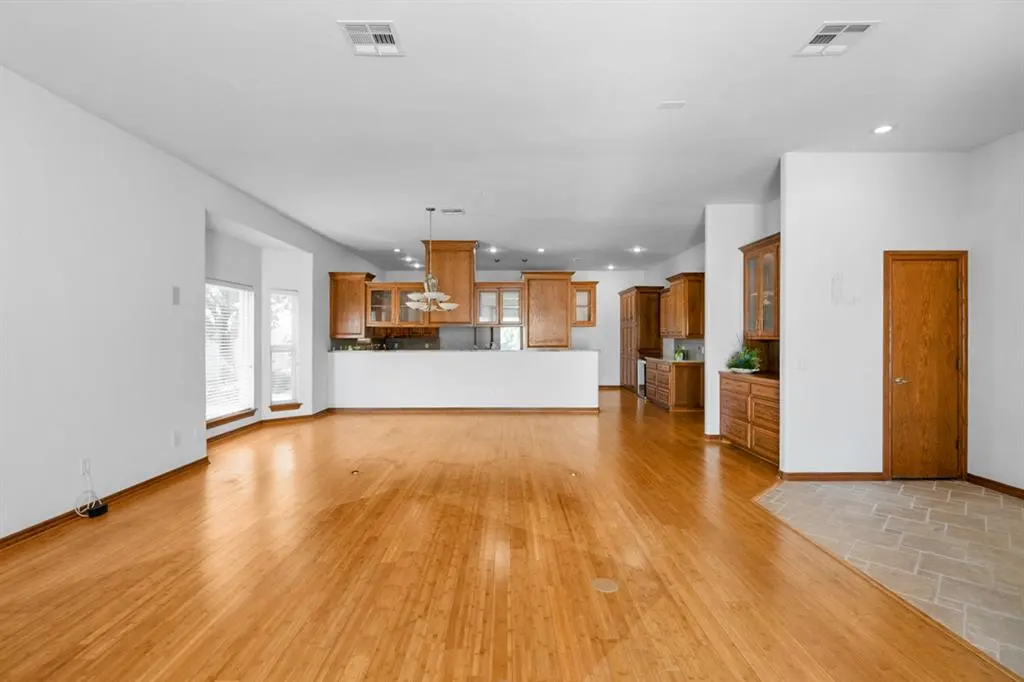 Photo 8 — 1325 Birch Street, Weatherford, OK 73096