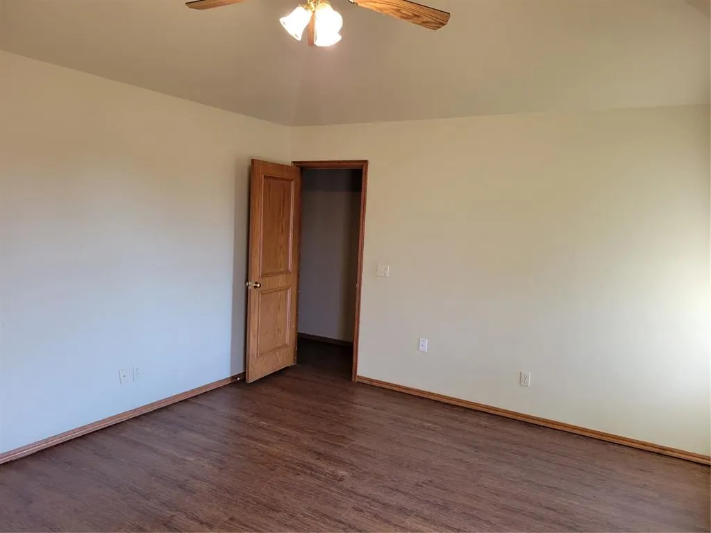 Photo 15 — 921 Blue Ridge Drive, Edmond, OK 73003