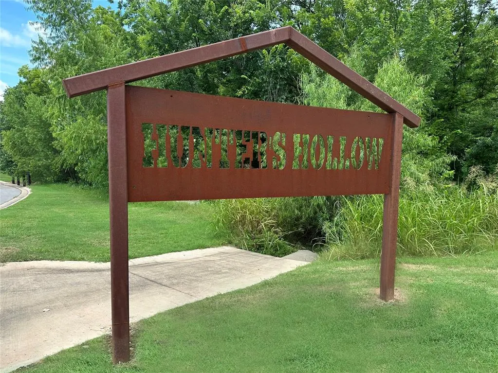 Front exterior — 812 Winchester Circle, Jones, OK 73049