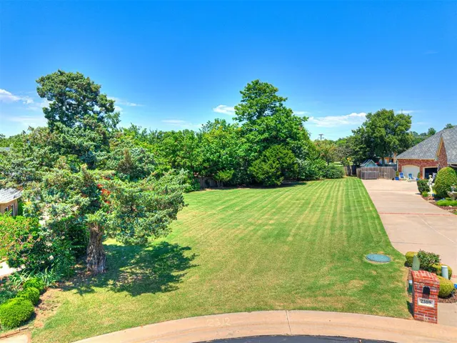 Photo 6 — 2312 Overholser Court, Oklahoma City, OK 73127