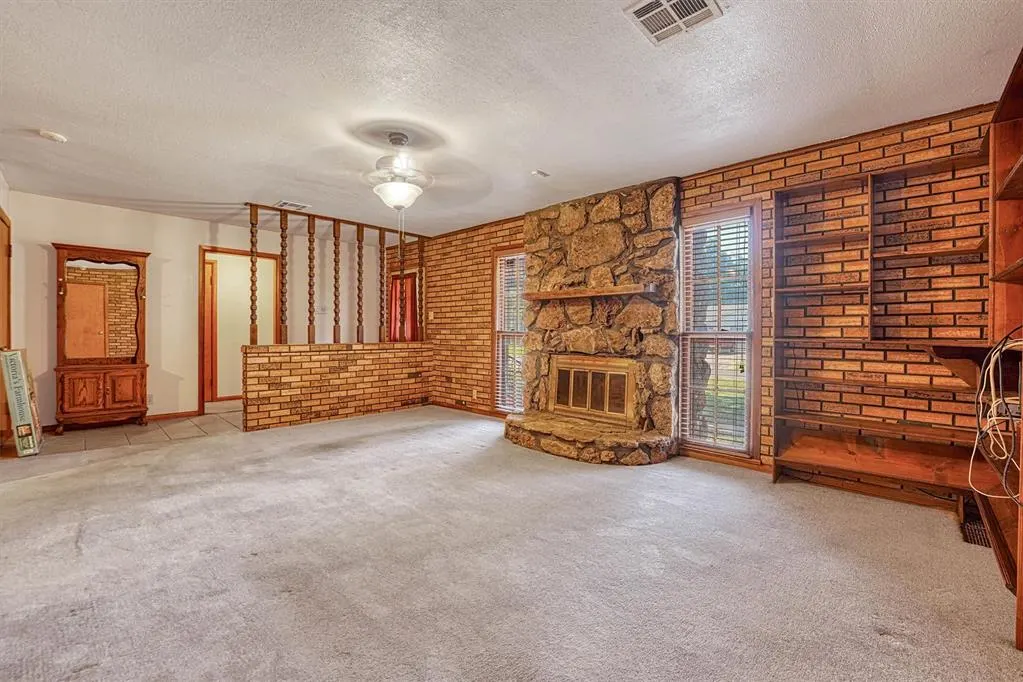 Photo 4 — 913 E Sycamore, Altus, OK 73521