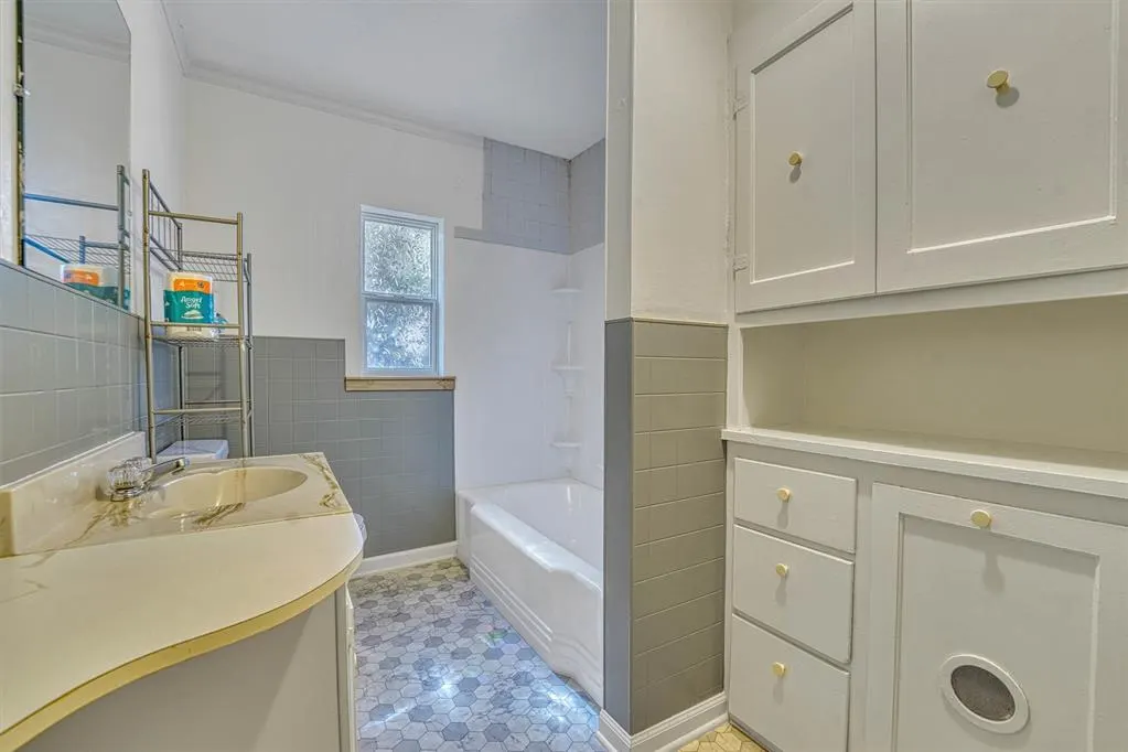 Photo 17 — 913 E Sycamore, Altus, OK 73521
