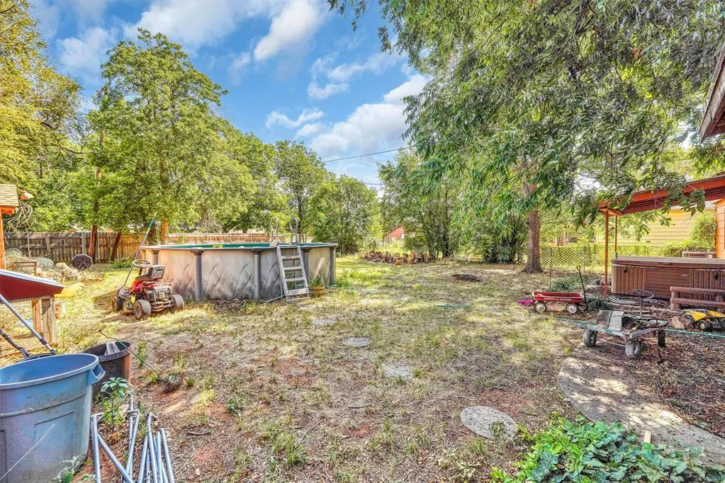 Photo 25 — 913 E Sycamore, Altus, OK 73521