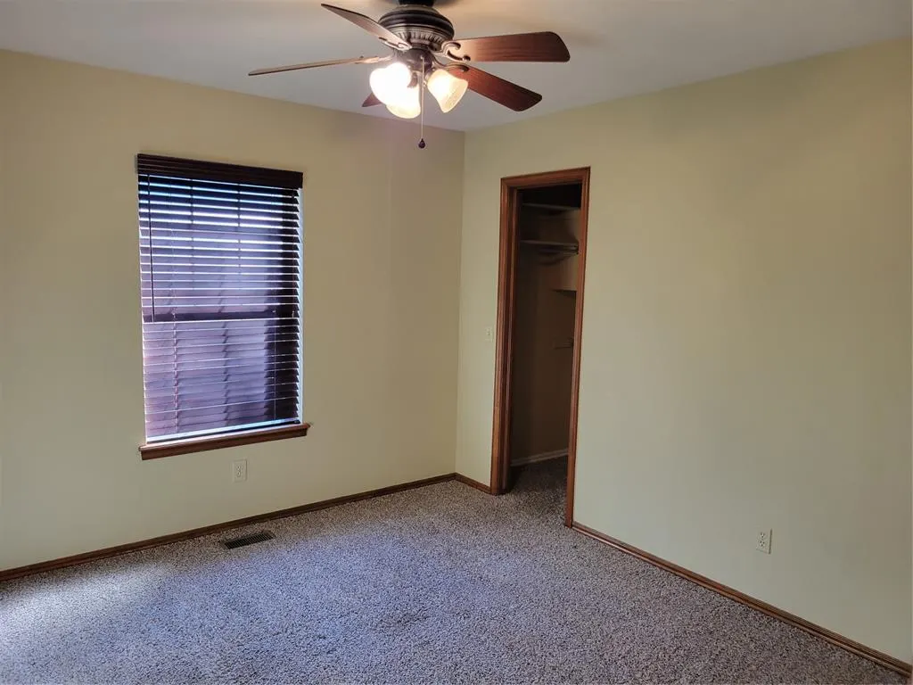 Photo 12 — 921 Blue Ridge Drive, Edmond, OK 73003