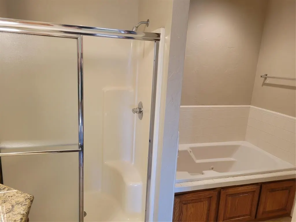 Photo 20 — 921 Blue Ridge Drive, Edmond, OK 73003