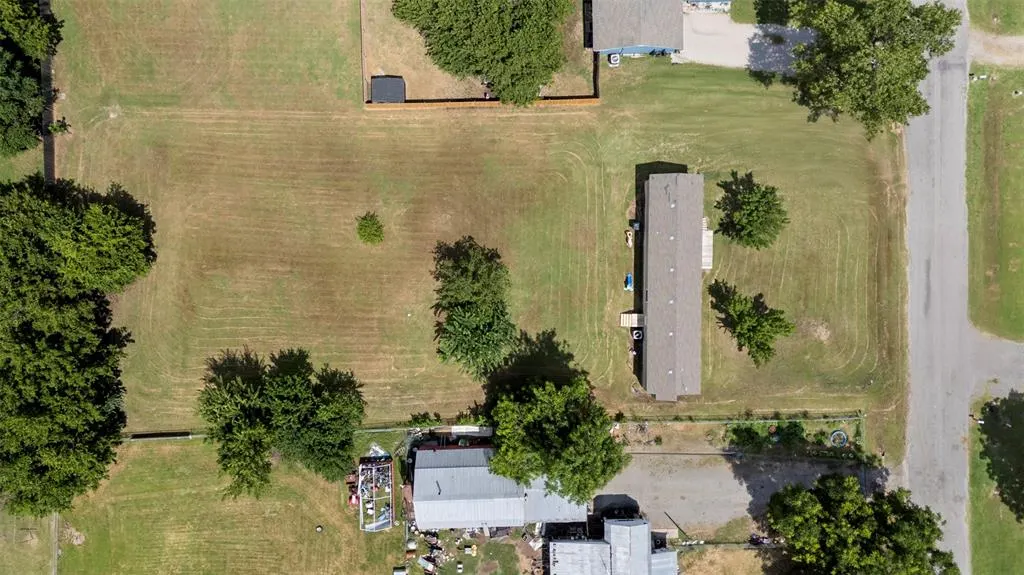 Photo 33 — 207 W Grand Street, Union City, OK 73090