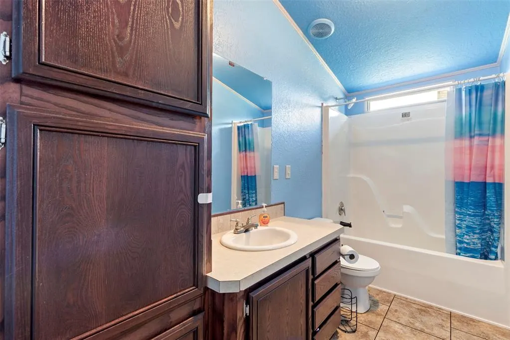 Photo 22 — 207 W Grand Street, Union City, OK 73090