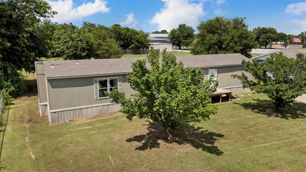 Photo 29 — 207 W Grand Street, Union City, OK 73090