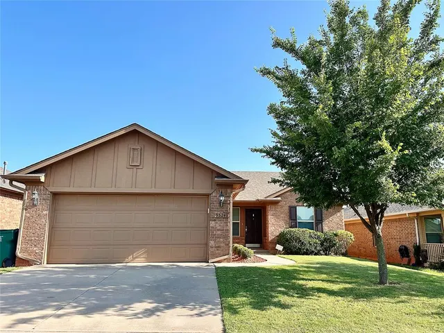 Front exterior — 9524 SW 26th Street, Oklahoma City, OK 73128
