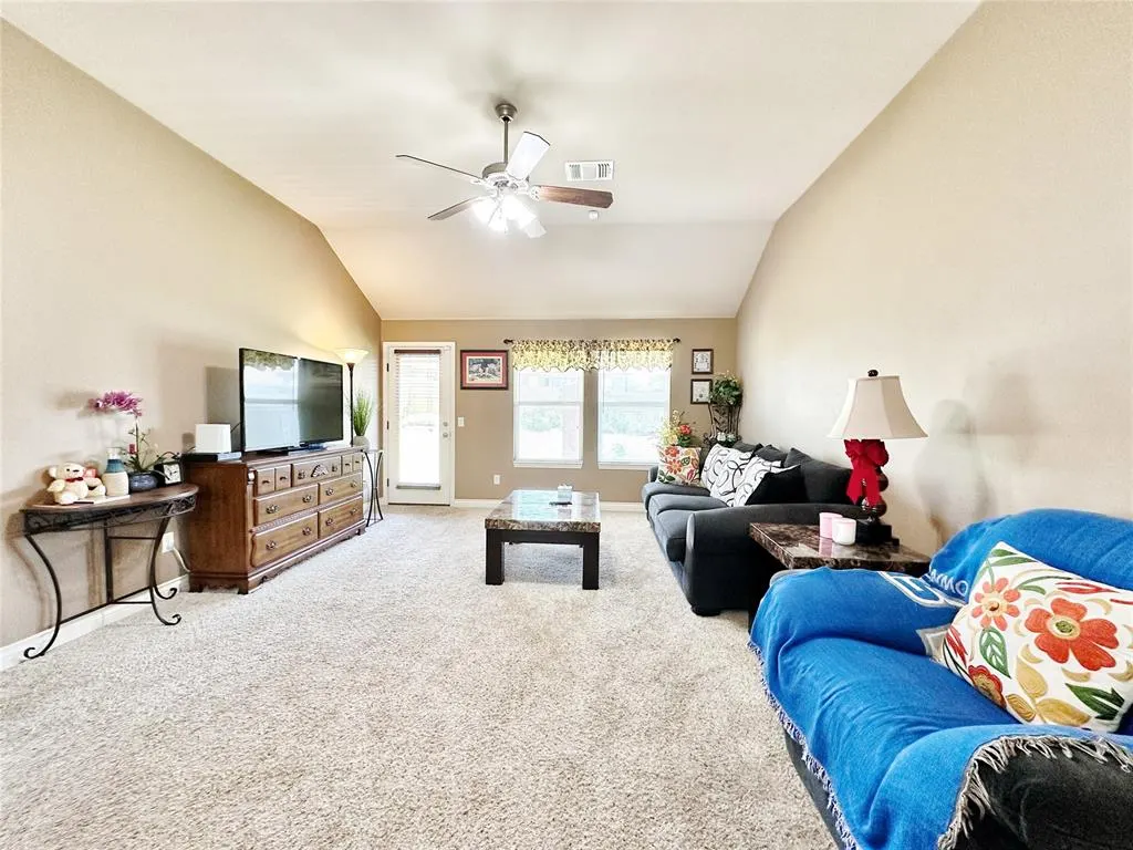 Photo 2 — 9524 SW 26th Street, Oklahoma City, OK 73128