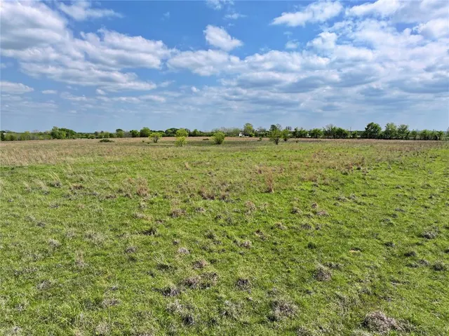 Photo 2 — 18674 E 22 Highway, Caddo, OK 74729