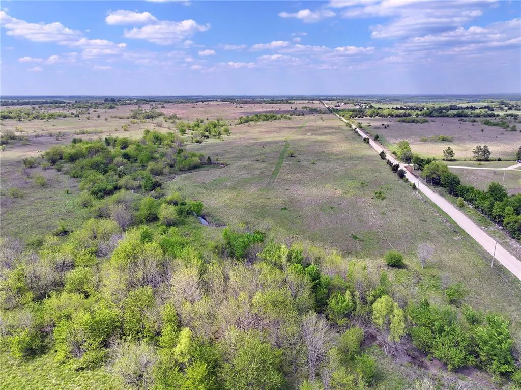 Photo 2 — 17 Turnbull Road, Caddo, OK 74729