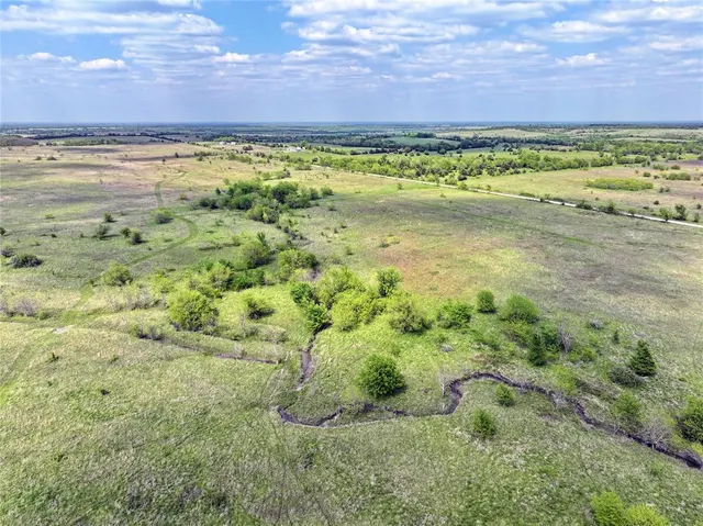 Photo 5 — 17 Turnbull Road, Caddo, OK 74729