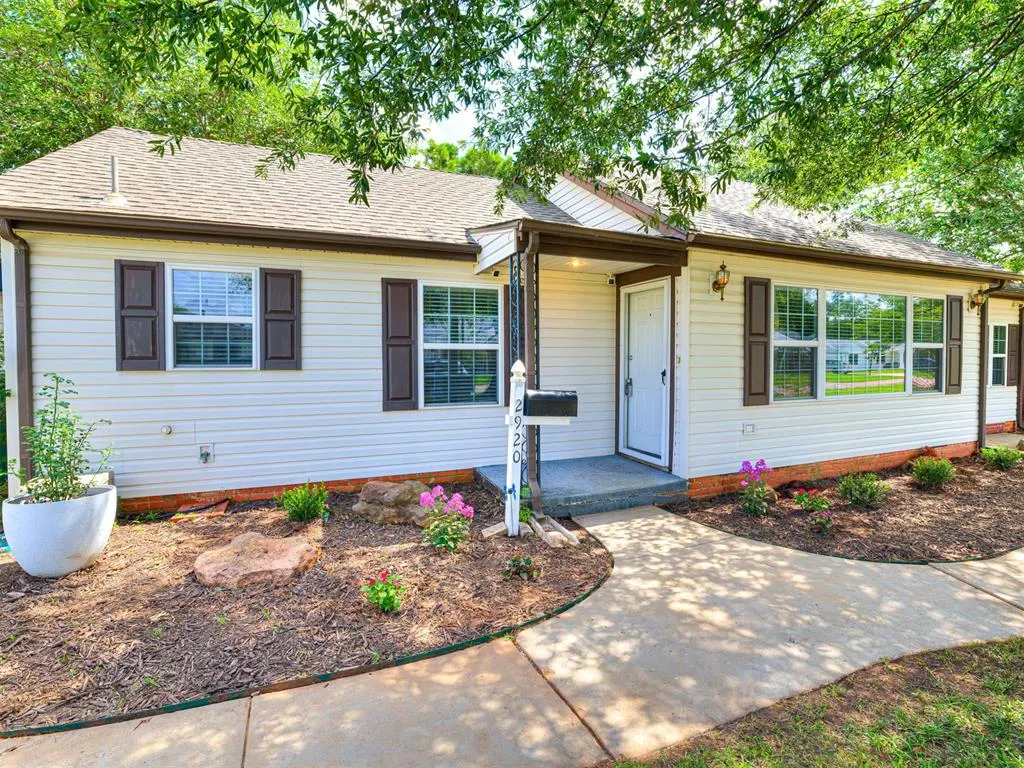 Front exterior — 2920 Somerset Place, Oklahoma City, OK 73116