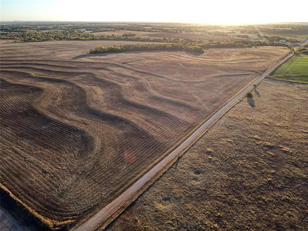 Photo 11 — 0004 NW 122nd Street, El Reno, OK 73036