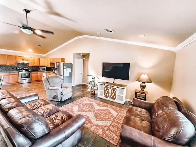 Photo 3 — 9117 S Dobbs Road, Newalla, OK 74857