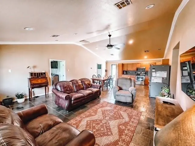 Photo 4 — 9117 S Dobbs Road, Newalla, OK 74857