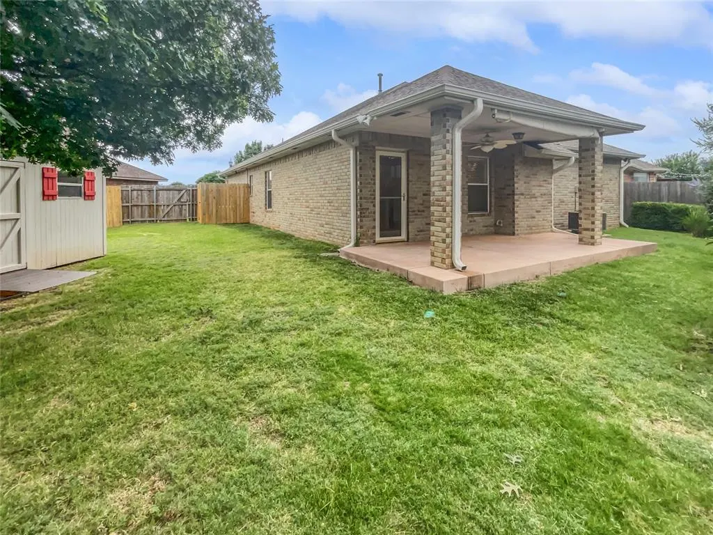 Photo 8 — 13625 Bell Avenue, Oklahoma City, OK 73142