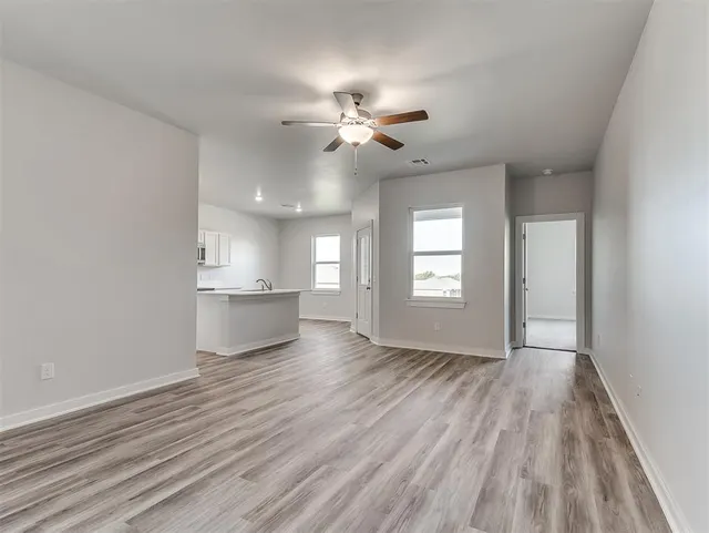 Photo 6 — 3531 Manning Farms Boulevard, El Reno, OK 73036