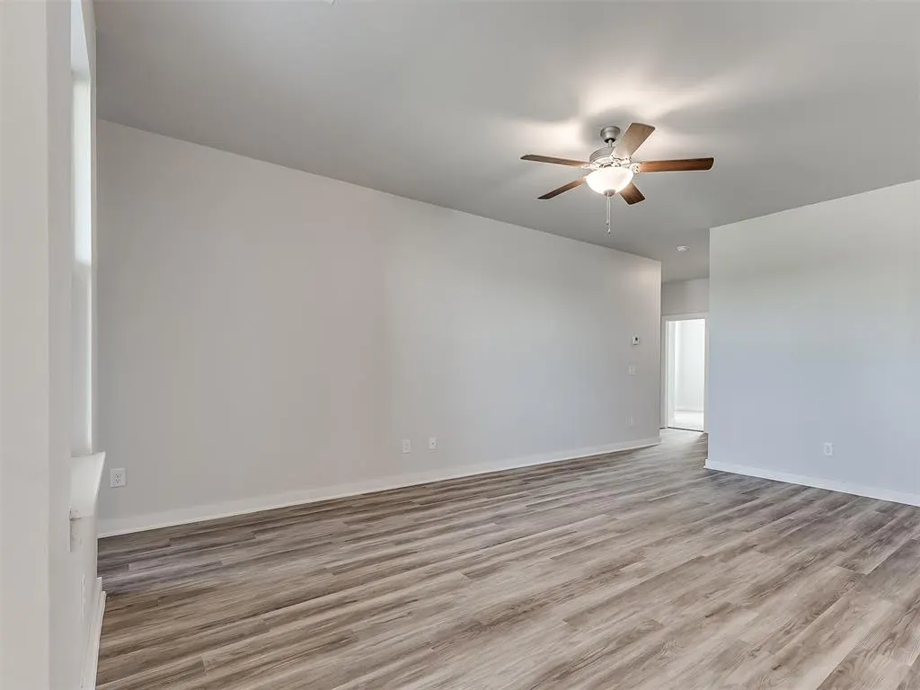 Photo 8 — 3531 Manning Farms Boulevard, El Reno, OK 73036