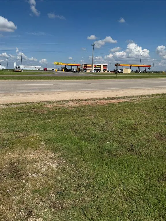 Photo 7 — 5800 N 81 Highway, Union City, OK 73099