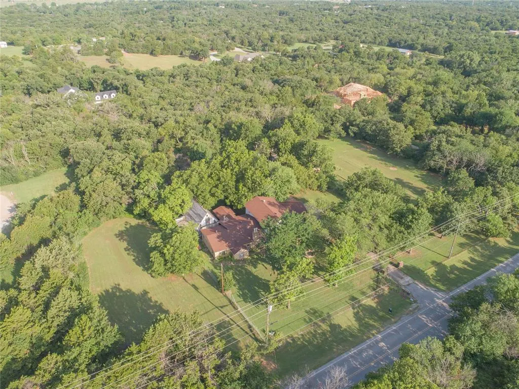 Photo 2 — 9501 N Bryant Avenue, Oklahoma City, OK 73131
