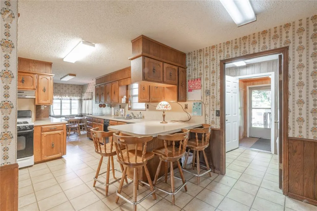 Photo 8 — 9501 N Bryant Avenue, Oklahoma City, OK 73131