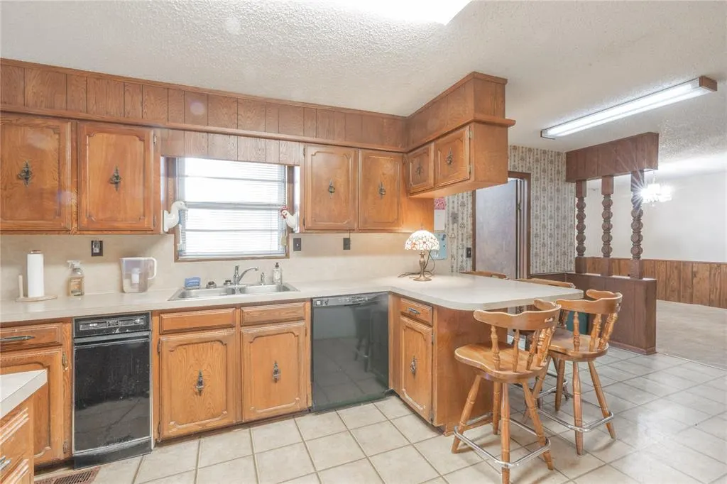 Photo 11 — 9501 N Bryant Avenue, Oklahoma City, OK 73131