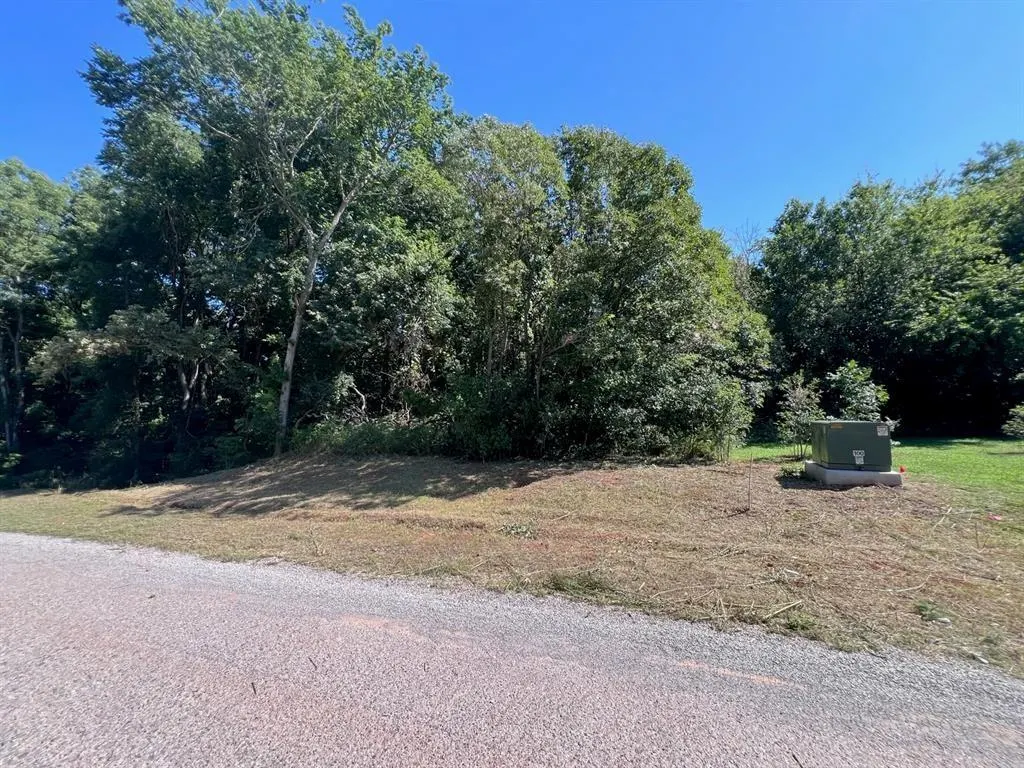 Front exterior — 20707 Highland Park, Washington, OK 73093