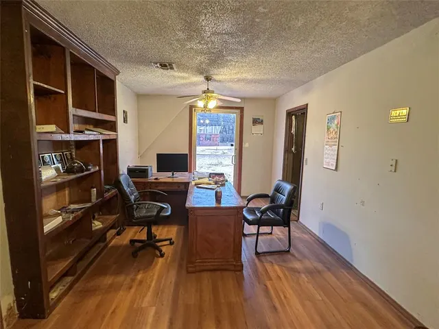 Photo 7 — 1406 Neptune Drive, Clinton, OK 73601