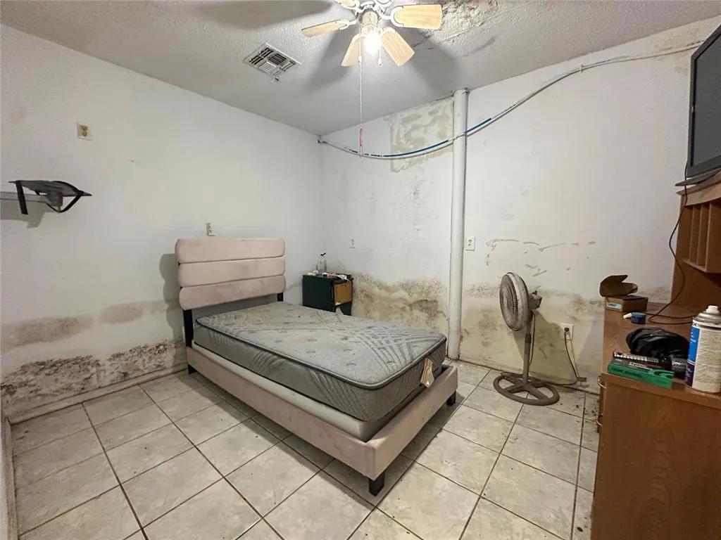 Photo 16 — 1406 Neptune Drive, Clinton, OK 73601