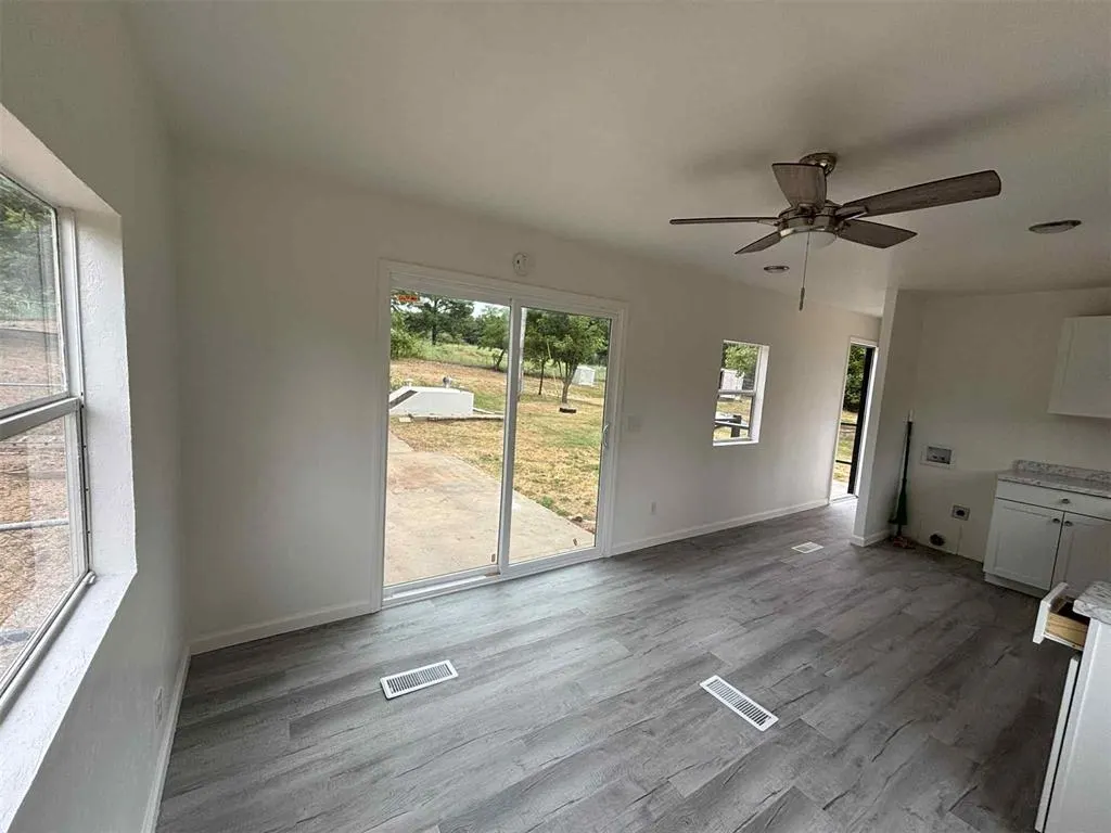 Photo 3 — 22493 Pink Lane, Tecumseh, OK 74873