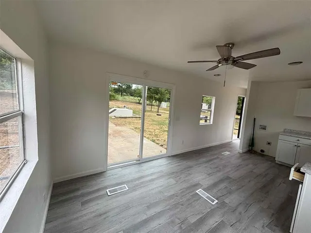 Photo 3 — 22493 Pink Lane, Tecumseh, OK 74873