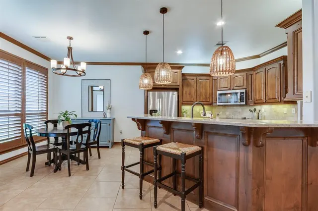 Photo 8 — 825 Silver Tree Drive, Choctaw, OK 73020